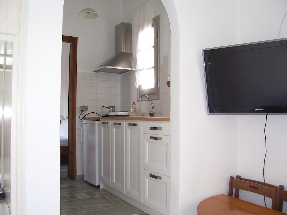 Aparthotel Despina's Mare